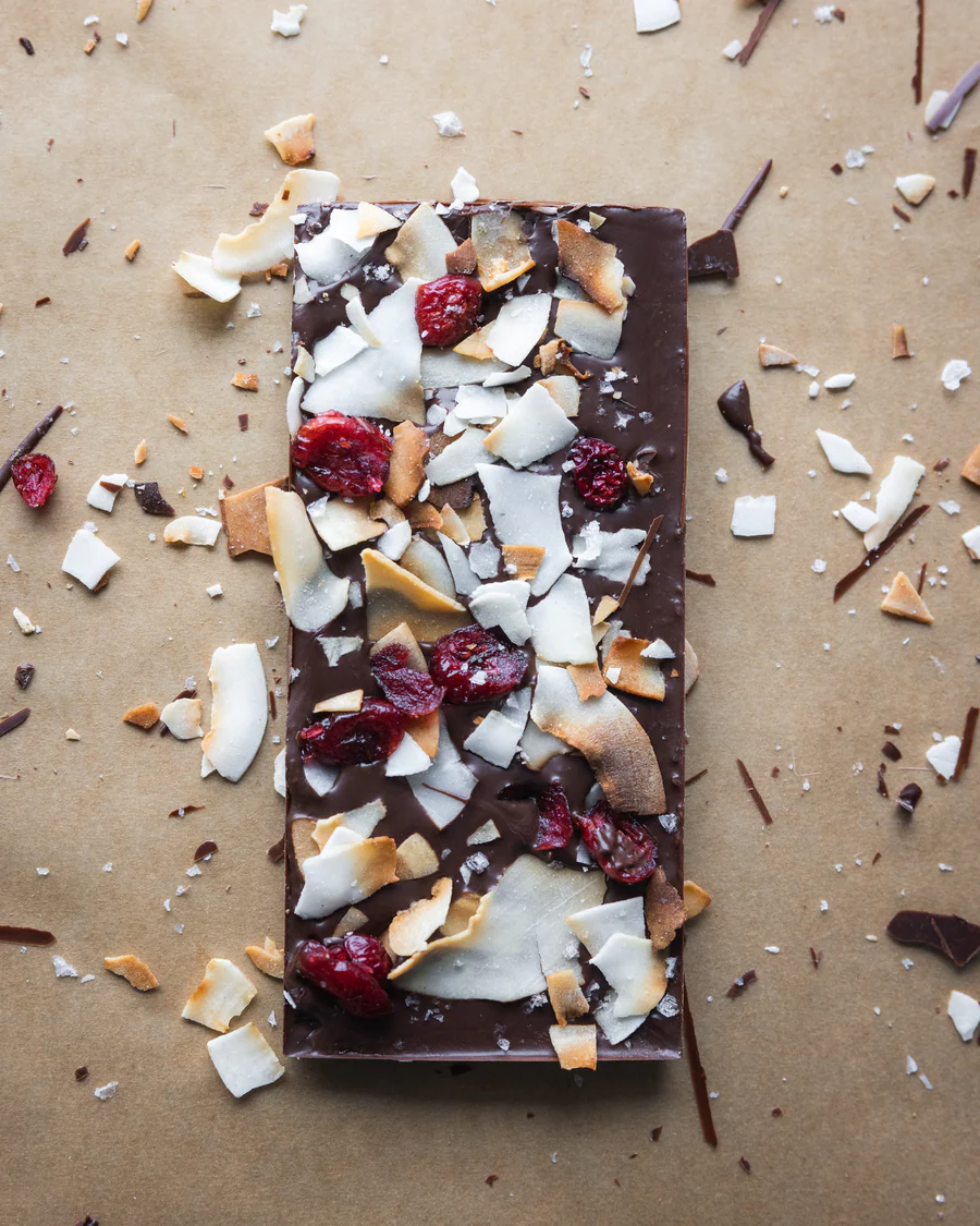 Foss-Waterfall Caramelized Coconut, Cranberries & Seasalt 80g - Image 2