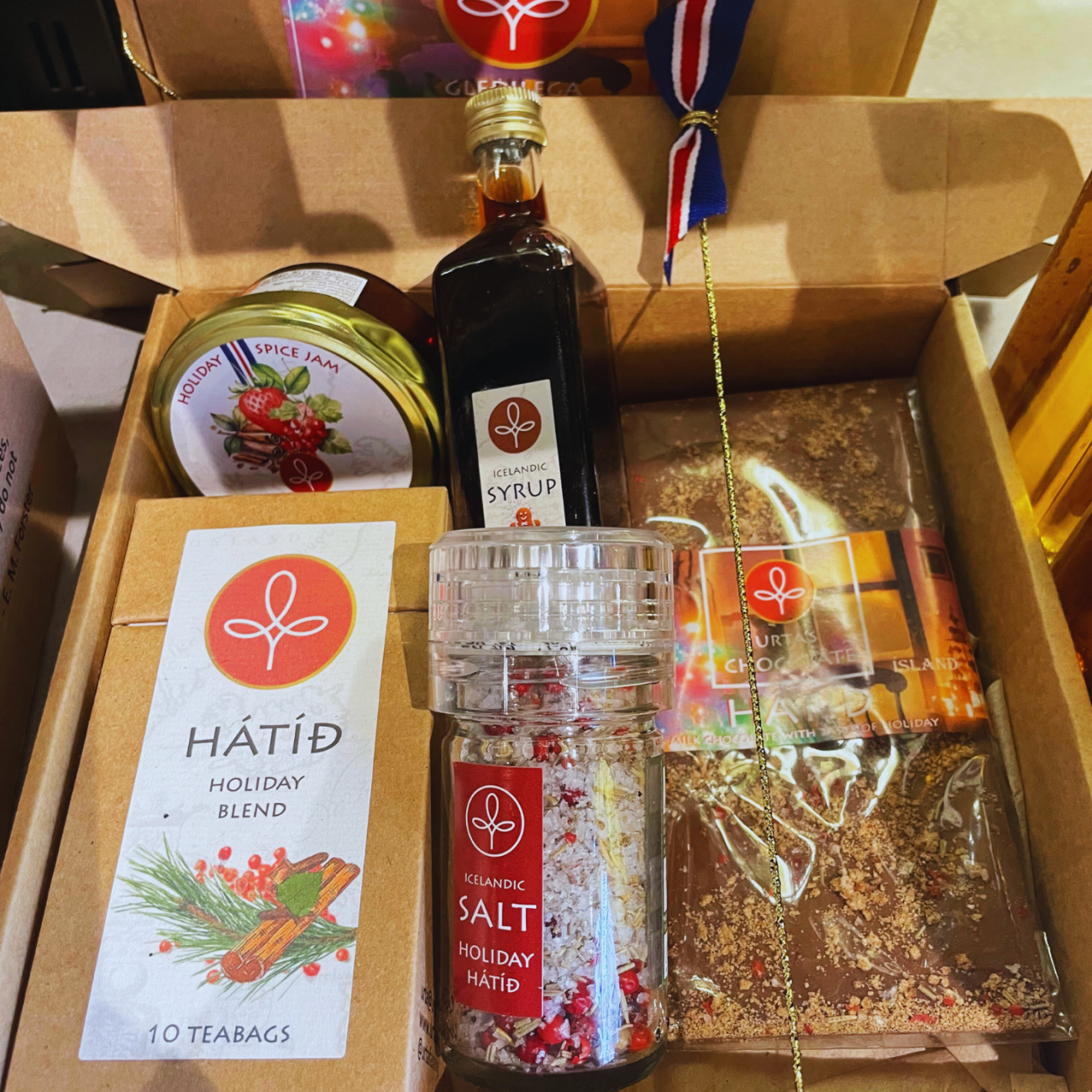 Holiday Giftbox - Image 2